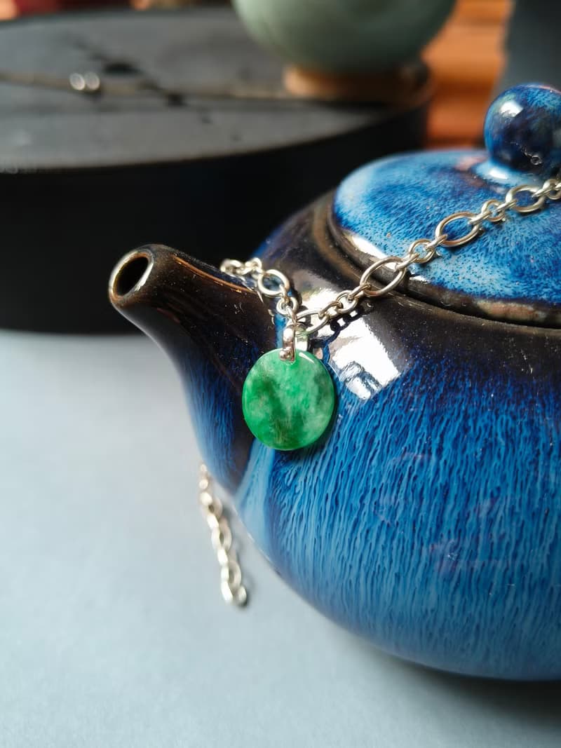 圓心守護 | 天然緬甸綠翡翠無事牌純銀手鍊 | 平安轉運・圓滿相隨