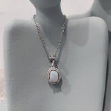 水鑽鑲嵌天然彩蛋白石項鍊