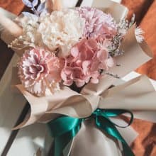 永生康乃馨/母親節花束/母親節禮物/永生花束/不凋花束/畢業花束