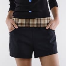日系復古 格紋可翻折腰頭 超短褲