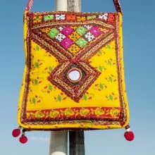 手工刺繡斜背包 民族風包 側背包 肩背包 手工包 刺繡包-黃色花朵