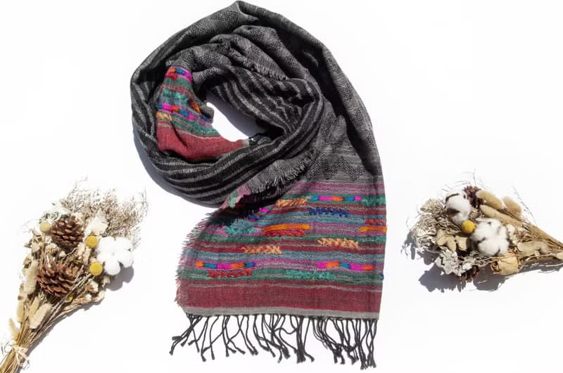 喀什米爾Cashmere/水煮羊毛披肩/針織圍巾/刺繡圍巾/羊絨披巾-花