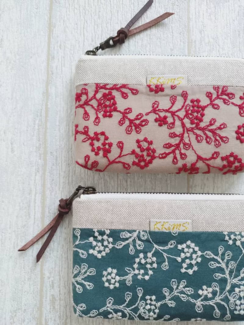 【FWL/四層小錢包】日本刺繡 小葉果實 暗紅 藍綠 法國金蔥布