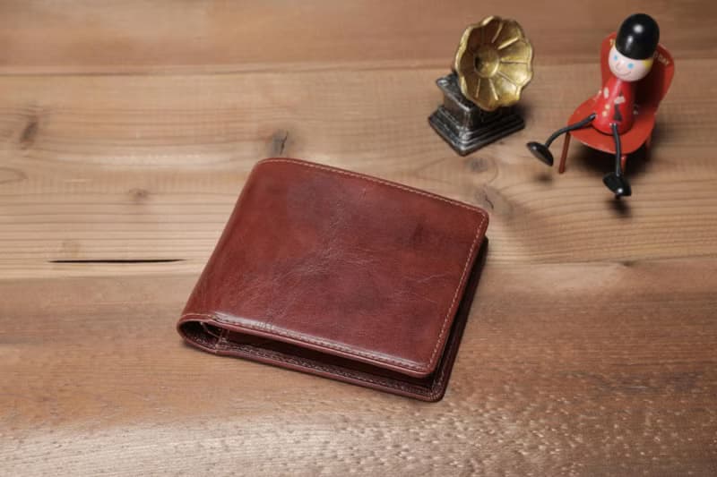 BASICウォレット　BROWN カードタイプ