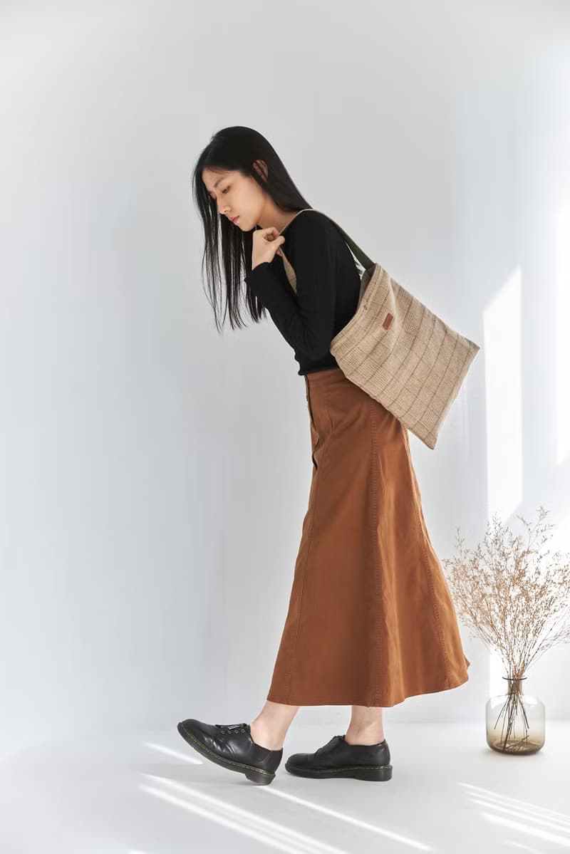 Cardigan 羊毛肩背包 (奶茶色系)