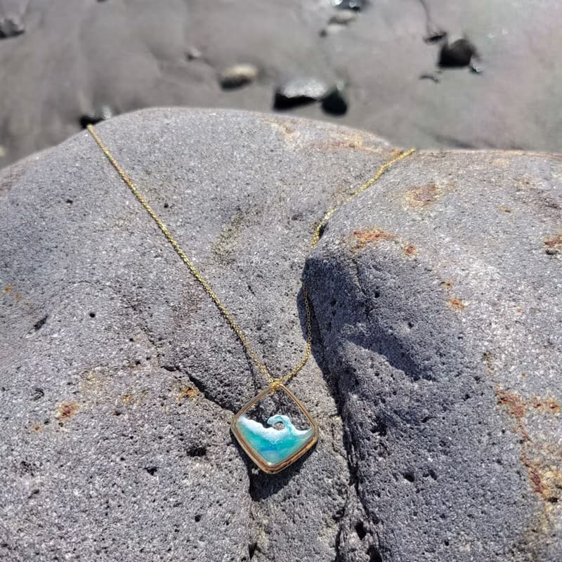 不規則菱框下的海浪 項鍊 藍色 台東藍