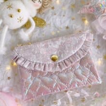 フラップオーロラポーチ