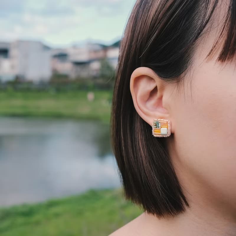 橘綠刺繡小方塊耳環 耳針耳夾 抗敏鋼針
