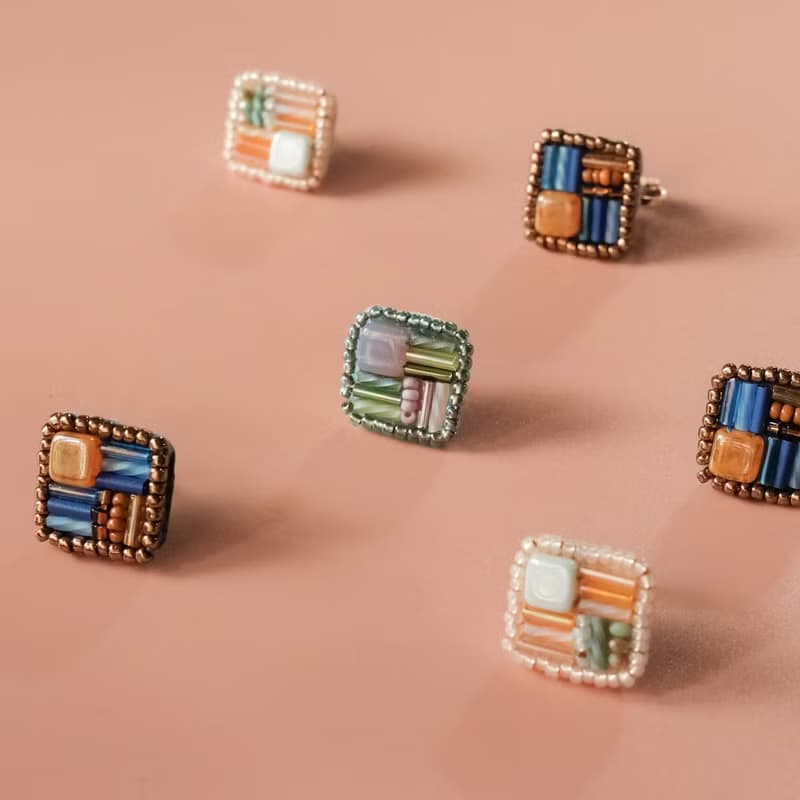 橘綠刺繡小方塊耳環 耳針耳夾 抗敏鋼針