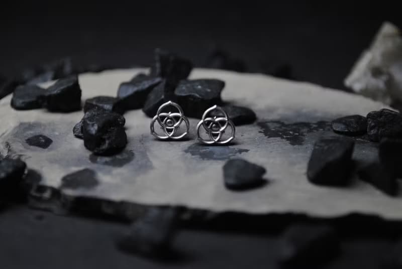 THE SIXTE BASEMENT/手作銀飾/耳飾/羽神夜梟圖騰耳飾