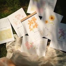 2025  柔らかな日々 植花月曆 . 櫥底 cookies &.