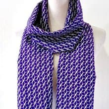 純手作絲質紫色幾何格撞色磚紅線條晚霞黑色灰階點點雲朵圍巾披肩