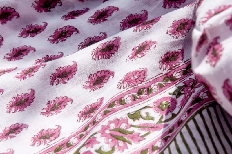 超大純綿絲巾 手工木刻印植物染圍巾  草木染棉絲巾-法式花朵藤蔓