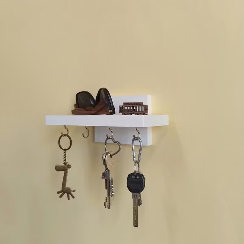 Handcrafted Shelf from Natural Pine Wood – 20 centimeters, 4 Hooks