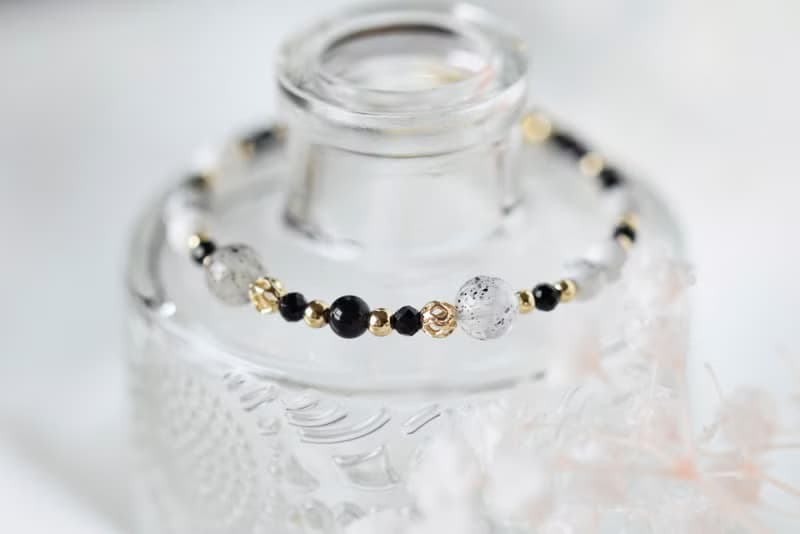 墨之心。黑曜石 黑尖晶 黑雲母 白松石 14K 天然石水晶 手鍊