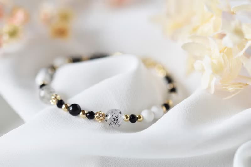 墨之心。黑曜石 黑尖晶 黑雲母 白松石 14K 天然石水晶 手鍊