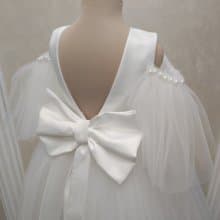 用於婚禮、生日、第一次聖餐、音樂會和其他場合的緞面花童禮服