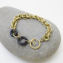 不能歸類系列-圈圈圈‧黑瑪瑙‧黃銅手鍊