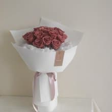/20朵永生玫瑰花束/求婚 紀念日 生日 畢業 婚禮 閨密 滿天星