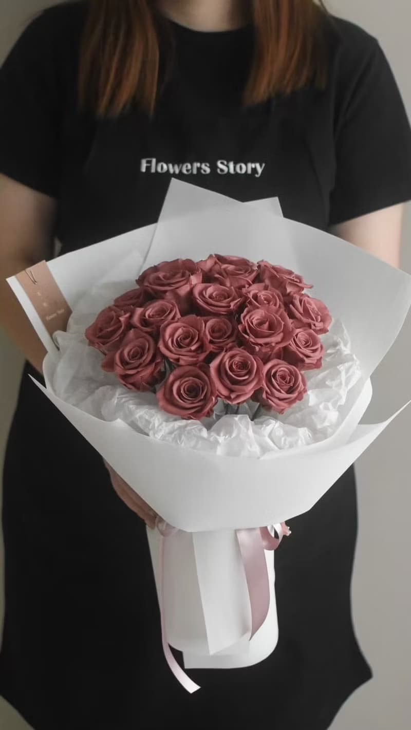 /20朵永生玫瑰花束/求婚 紀念日 生日 畢業 婚禮 閨密 滿天星