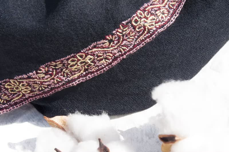 手織圍巾 編織圍巾 保暖毛毯 羊絨毯 刺繡毛毯 喀什米爾Cashmere/羊絨圍巾/純羊毛圍巾披巾/戒指絨披肩-刺繡花朵