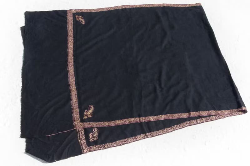 手織圍巾 編織圍巾 保暖毛毯 羊絨毯 刺繡毛毯 喀什米爾Cashmere/羊絨圍巾/純羊毛圍巾披巾/戒指絨披肩-刺繡花朵