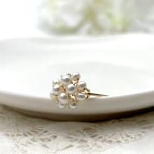 White bouquet - 淡水パールのワイヤーリング