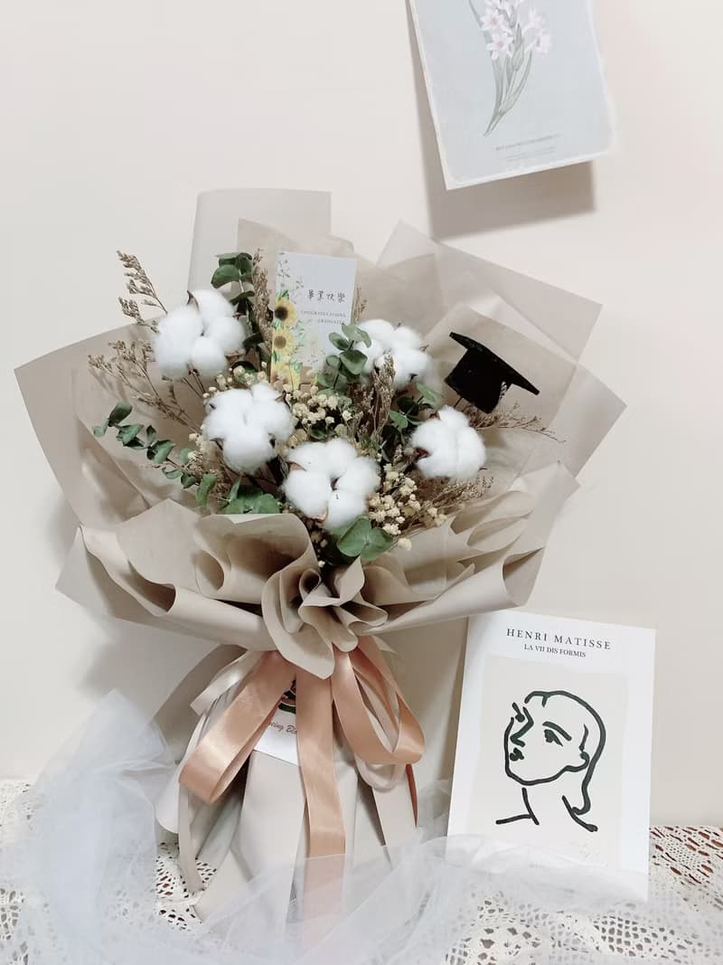 sueing_blossom  乾燥棉花花畢業花束