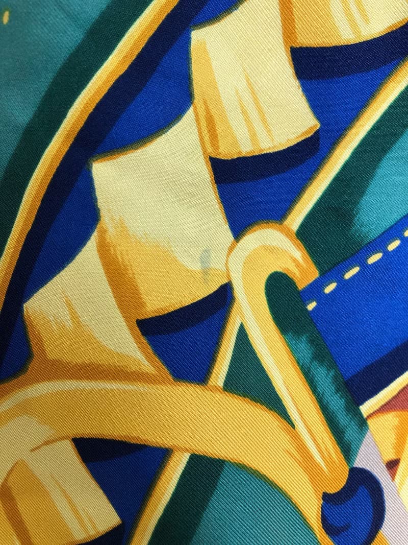 【 日本直送　名牌中古包 】CELINE セリーヌ スカーフ ブラウン シルク vintage ヴィンテージ オールド zsae8i