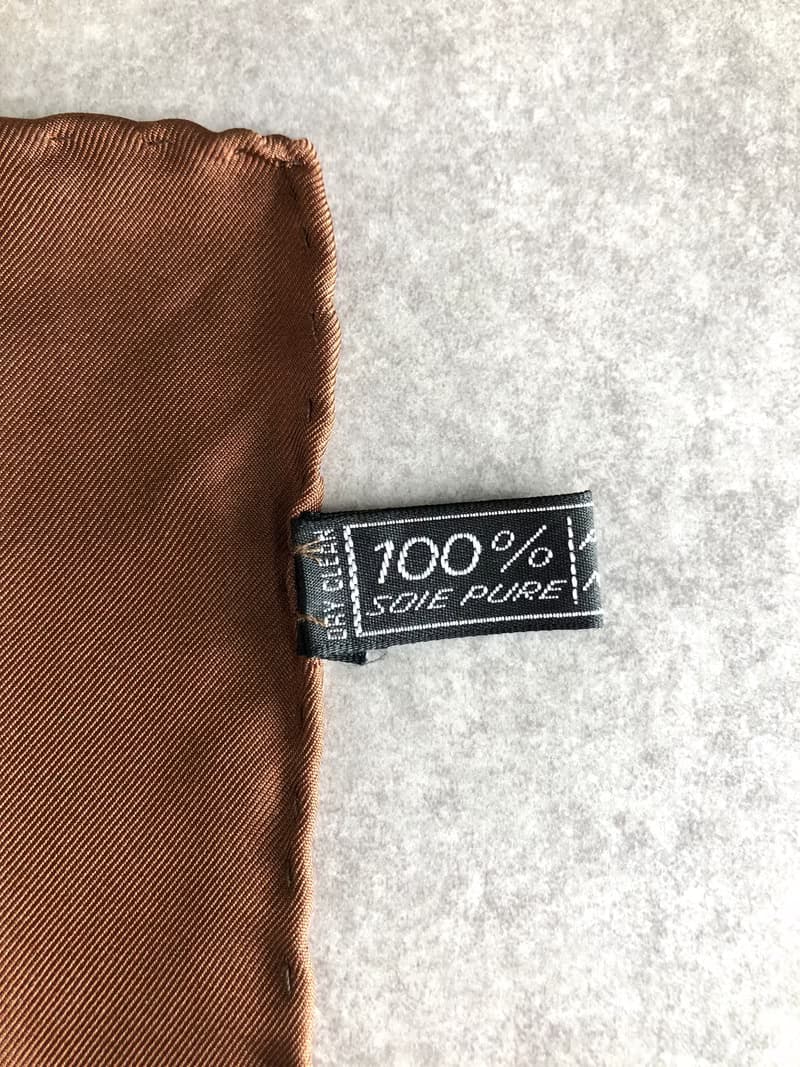 【 日本直送　名牌中古包 】CELINE セリーヌ スカーフ ブラウン シルク vintage ヴィンテージ オールド zsae8i