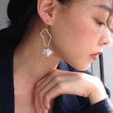 畫家花束 耳環 / 耳夾可 樹脂 飾品 可愛 上班族耳環 紙盒包