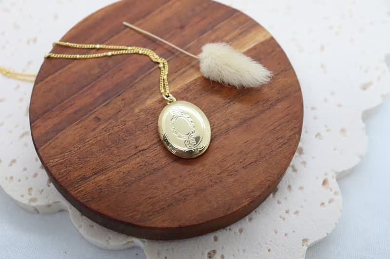Gold Photo Locket Pendant Necklace Heart Locket Necklace Best Friend Gift for He