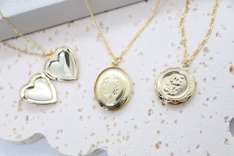 Gold Photo Locket Pendant Necklace Heart Locket Necklace Best Friend Gift for He