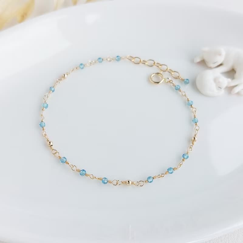 瑞士藍托帕石 + 小金球 x 14KGF手鍊 • 點點星河系列