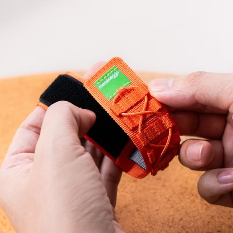 ESSENTIALS | 耐用尼龍錶帶 for Apple Watch  44/45/46/49mm