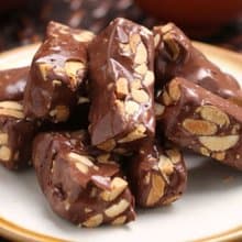 【大黑松小倆口】巧克力牛軋糖 280g