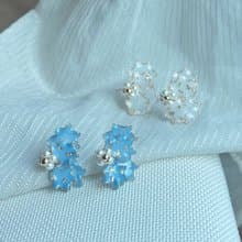 【Blue】翩翩 - 手作樹脂水晶花耳環 無痛耳夾 uv飾品