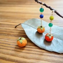 tachibanaya earrings Japanese TEMARI de 柿 アシンメトリー 秋 フルーツ 日本的傳統工藝 手鞠球 刺繡 耳環