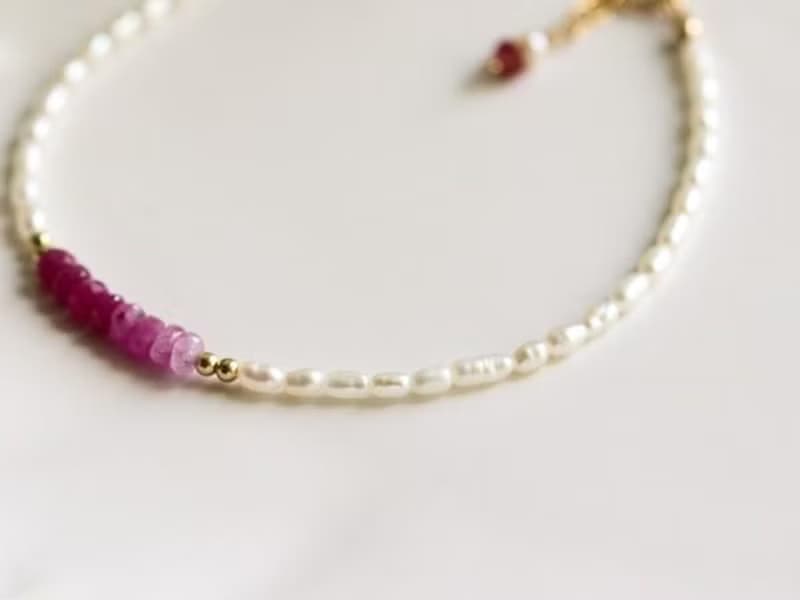 勝利の女神ルビーと幸せを運んでくれるパールのブレスレット　7月/6月誕生石