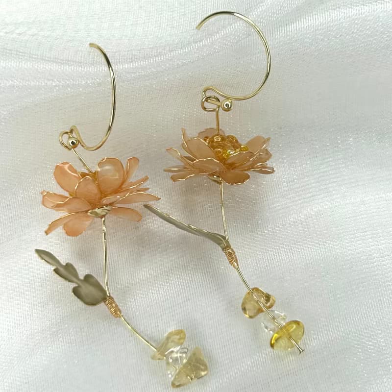 【橘色野菊x黃水晶-水晶花耳環】11月生日花生日石 花言日和