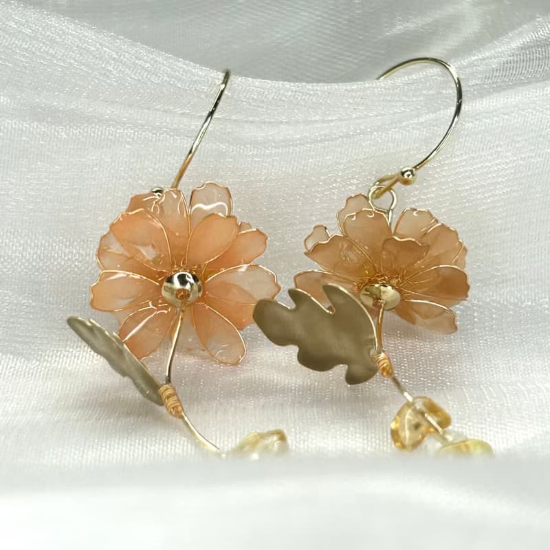 【橘色野菊x黃水晶-水晶花耳環】11月生日花生日石 花言日和