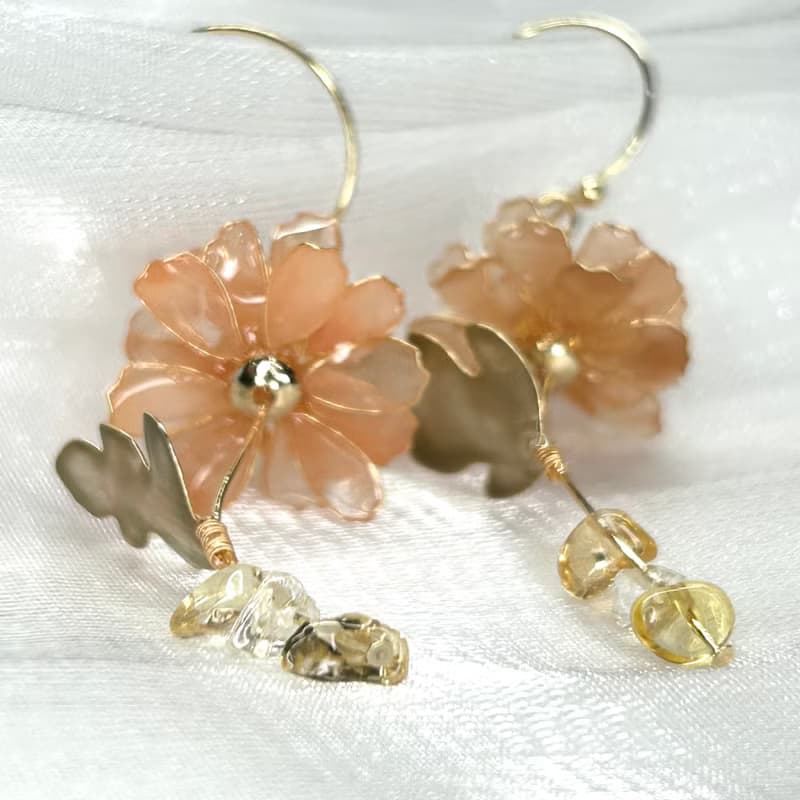 【橘色野菊x黃水晶-水晶花耳環】11月生日花生日石 花言日和