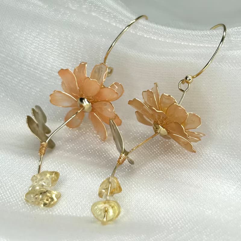 【橘色野菊x黃水晶-水晶花耳環】11月生日花生日石 花言日和