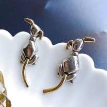 Vintage Jewelry 西洋古董飾品 對稱 狗狗背影  針式耳環