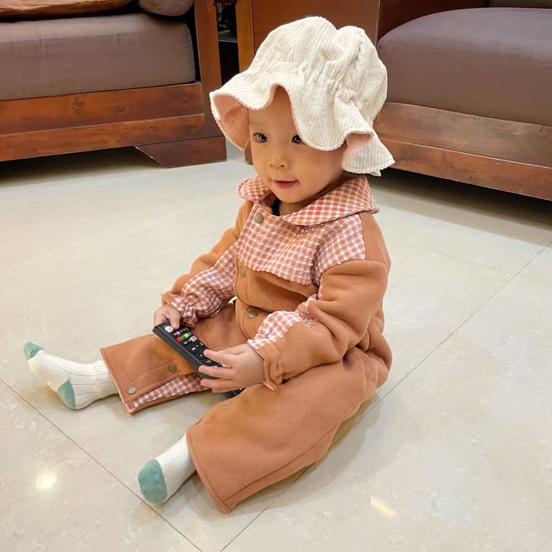 【現貨】特洛伊睡夢半醒中| 雙面鋪棉開釦長袖包屁連身服