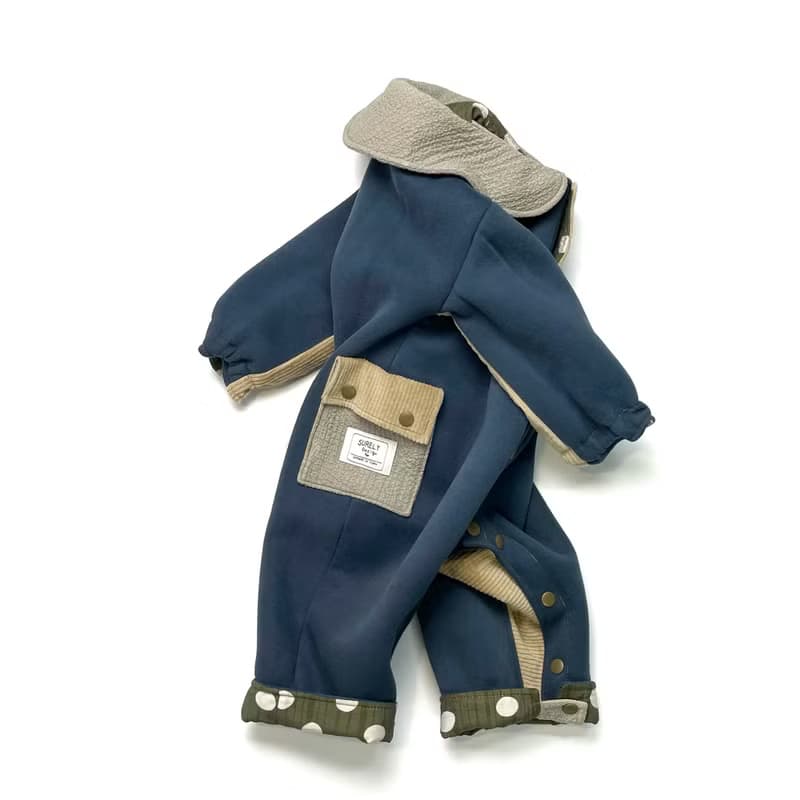 【現貨】特洛伊睡夢半醒中| 雙面鋪棉開釦長袖包屁連身服