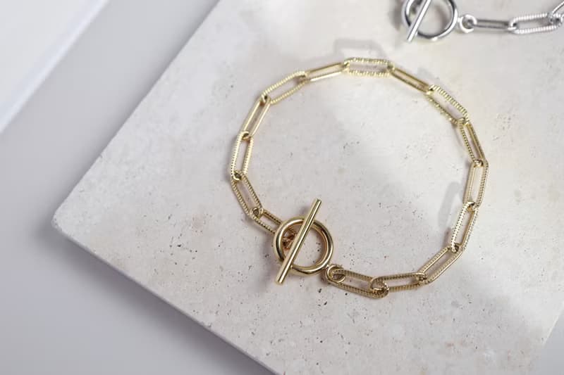 【現貨24HR出貨】Basics。長方形刻花手鍊