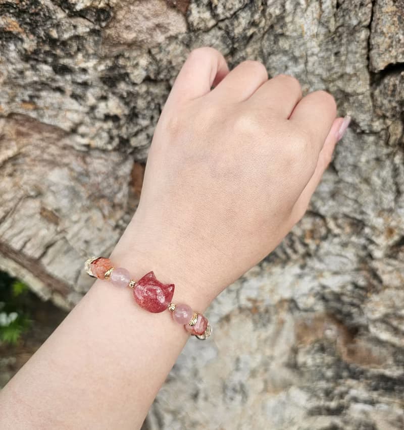 好氣色草莓晶貓款-愛情/喜悅/水晶手鍊/紅膠花/紅石榴/馬粉