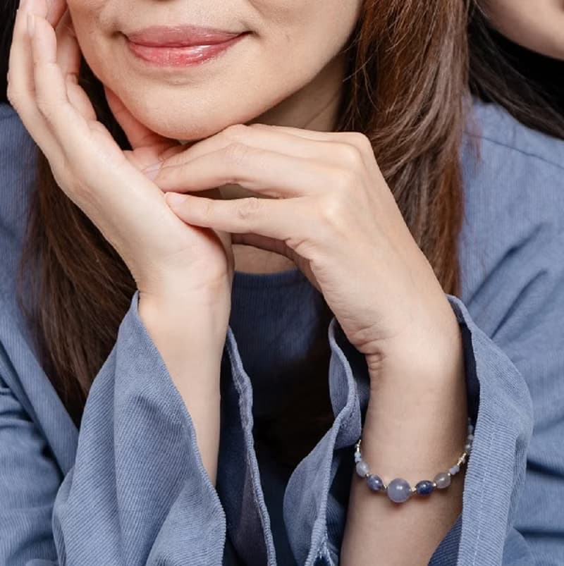 C.Lady晶女子。脈輪水晶系列－堇青石手鍊