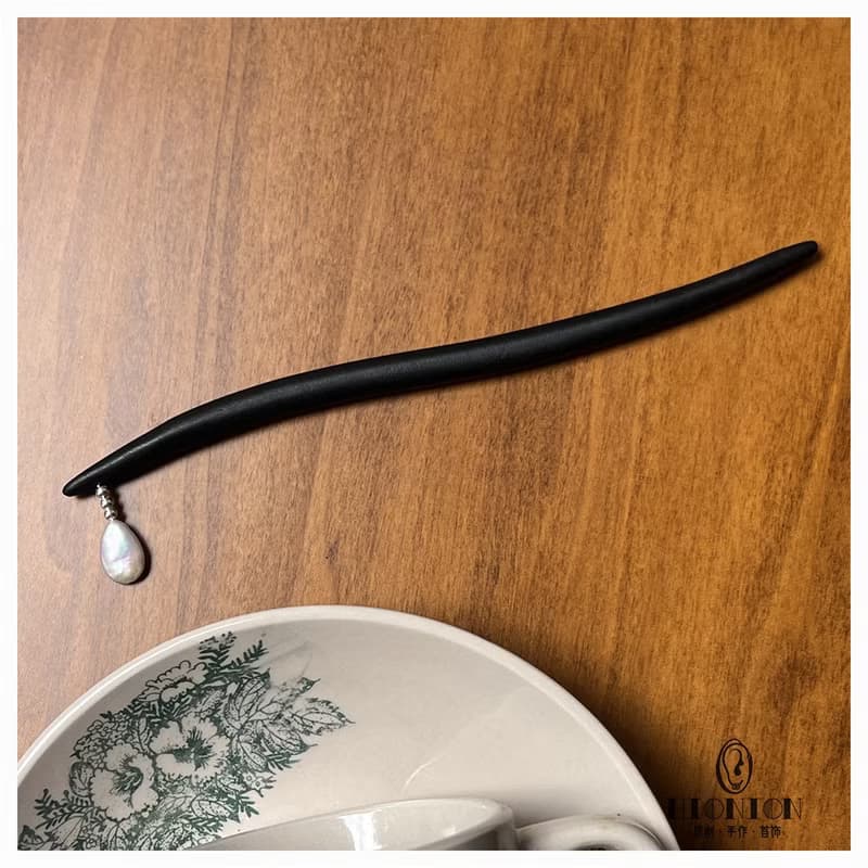 小眾設計新中式古典風純銀天然水滴珍珠黑檀木復古盤發髮簪秋冬配